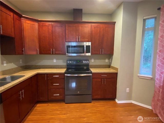 18006 NE 93rd, Redmond, WA 98052