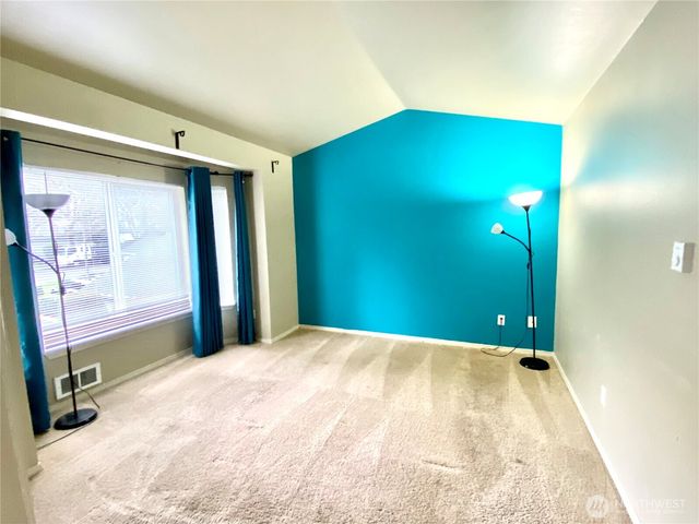 18006 NE 93rd, Redmond, WA 98052