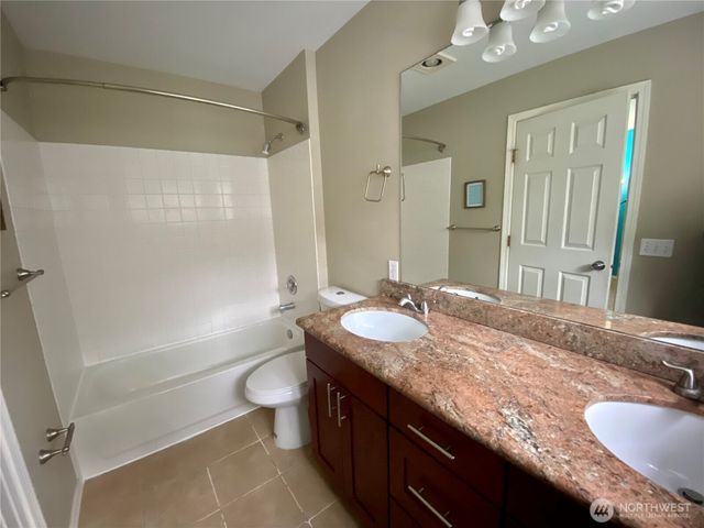 18006 NE 93rd, Redmond, WA 98052