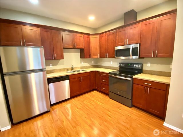 18006 NE 93rd, Redmond, WA 98052