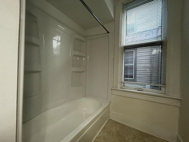 217 W Hubbard Avenue, Columbus, OH 43215