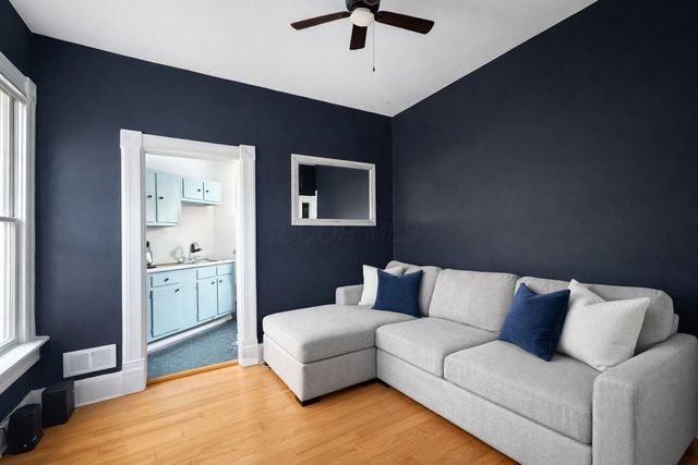 217 W Hubbard Avenue, Columbus, OH 43215