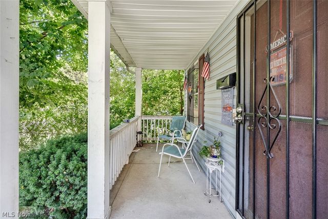 1724 Overland Avenue, Youngstown, OH 44511