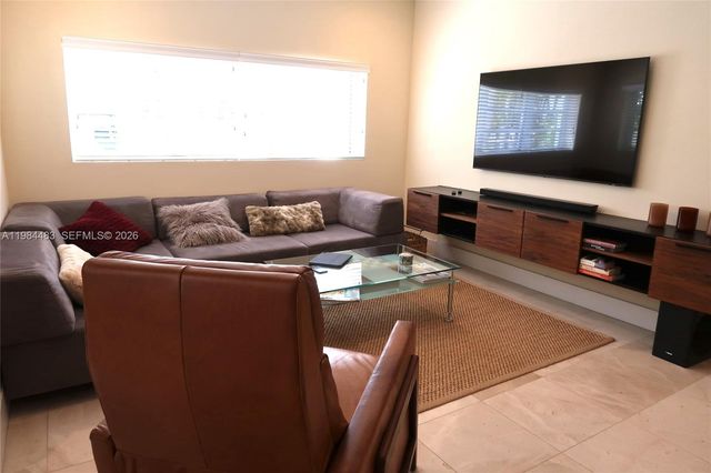 929 Michigan Ave 3, Miami Beach, FL 33139