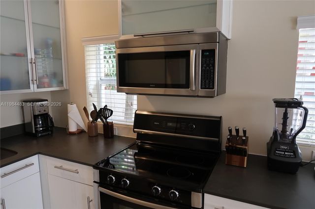 929 Michigan Ave 3, Miami Beach, FL 33139