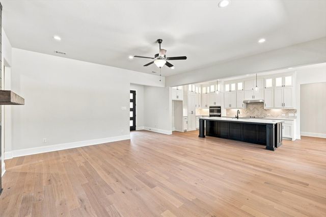 224 Stuart Street, Paradise, TX 76073