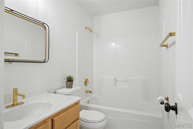 2614 Samuel Drive 711C, Dardenne Prairie, MO 63368