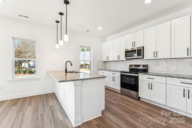 400 S Spargo Street, Dallas, NC 28001