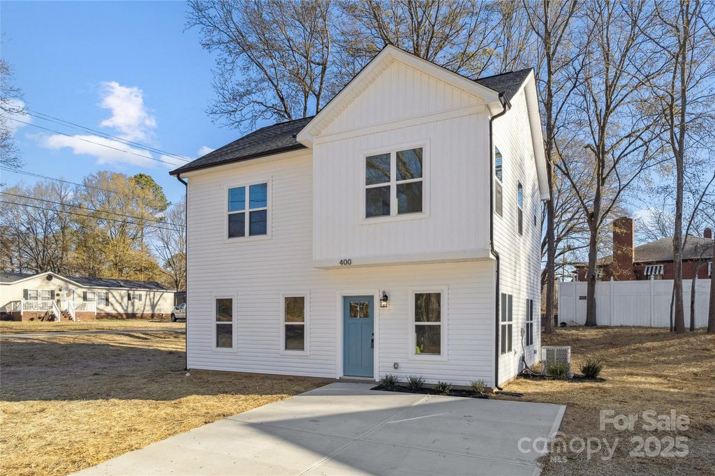 400 S Spargo Street, Dallas, NC 28001