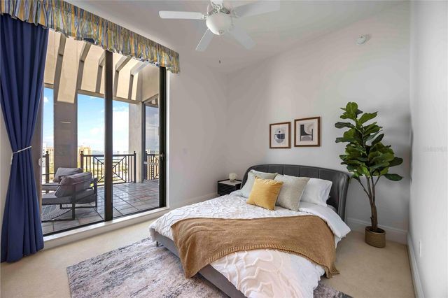 50 CENTRAL AVENUE 17PHB, Sarasota, FL 34236