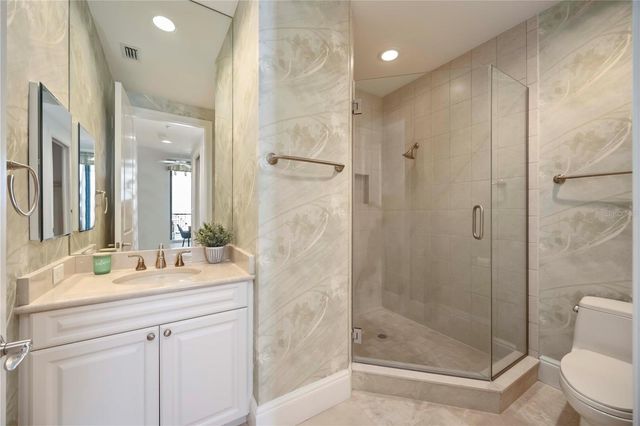 50 CENTRAL AVENUE 17PHB, Sarasota, FL 34236