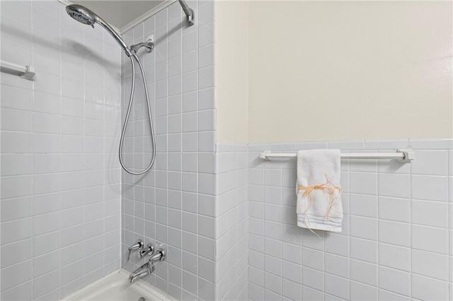 1628 Magnolia Avenue, Liberty, MO 64068