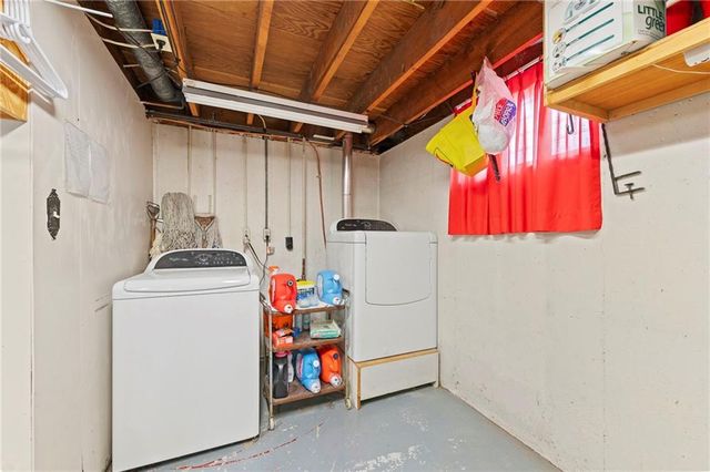 1628 Magnolia Avenue, Liberty, MO 64068