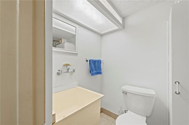 1628 Magnolia Avenue, Liberty, MO 64068