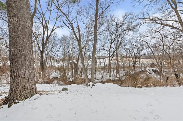 1628 Magnolia Avenue, Liberty, MO 64068