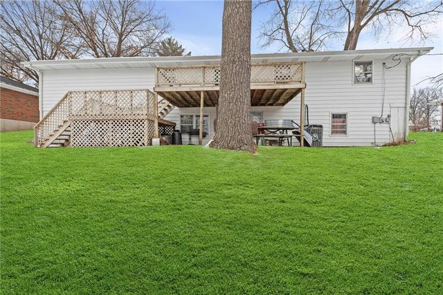 1628 Magnolia Avenue, Liberty, MO 64068