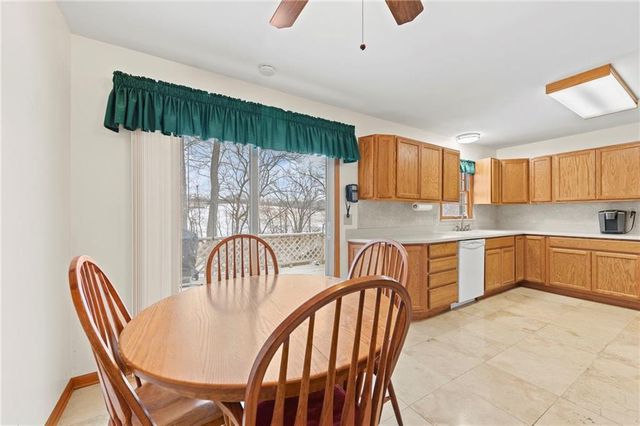 1628 Magnolia Avenue, Liberty, MO 64068