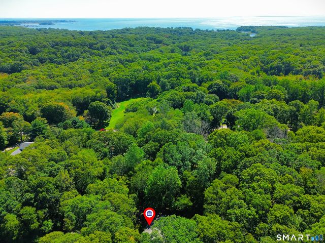 2 Wood Ridge Hills Road, Old Lyme, CT 06371