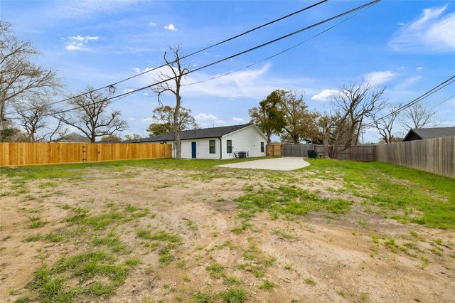 6004 Bois D Arc Street, Houston, TX 77087