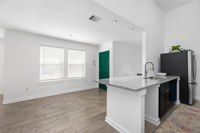 6004 Bois D Arc Street, Houston, TX 77087