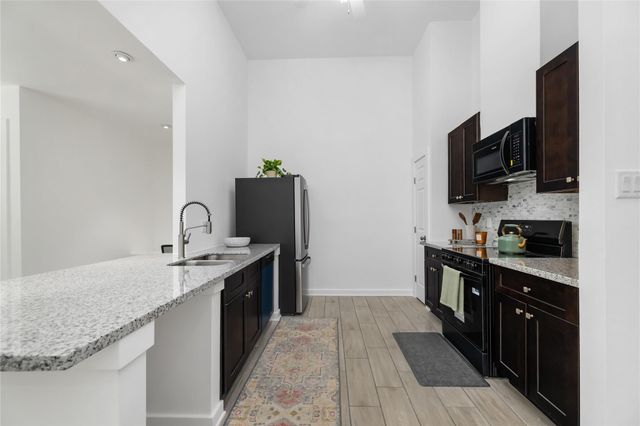 6004 Bois D Arc Street, Houston, TX 77087