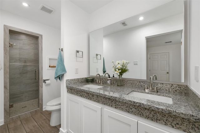 6004 Bois D Arc Street, Houston, TX 77087