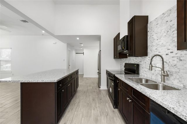 6004 Bois D Arc Street, Houston, TX 77087