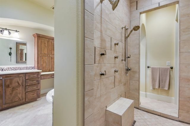 17017 S Ridge LN, Austin, TX 78734