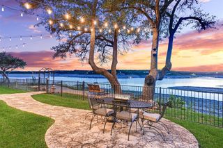 17017 S Ridge LN, Austin, TX 78734