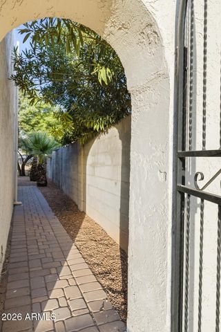 1629 N 17TH Avenue, Phoenix, AZ 85007