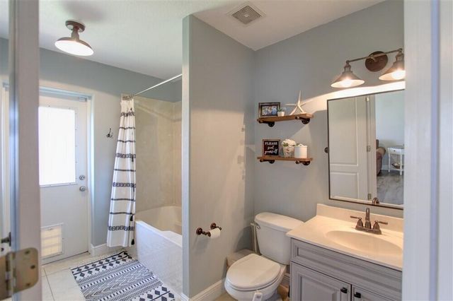125 Palm Circle, Melbourne, FL 32940