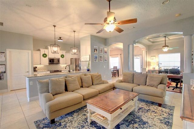125 Palm Circle, Melbourne, FL 32940