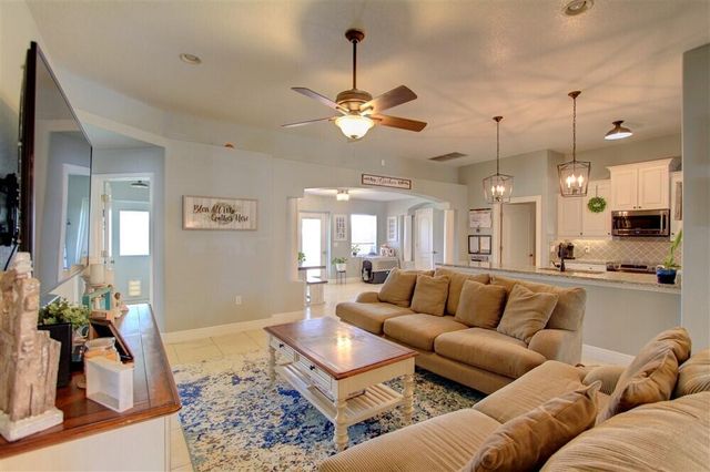 125 Palm Circle, Melbourne, FL 32940