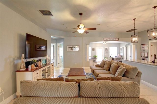 125 Palm Circle, Melbourne, FL 32940