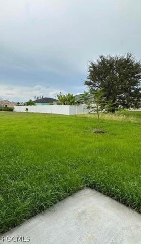 3020 Skyline BLVD, Cape Coral, FL 33914