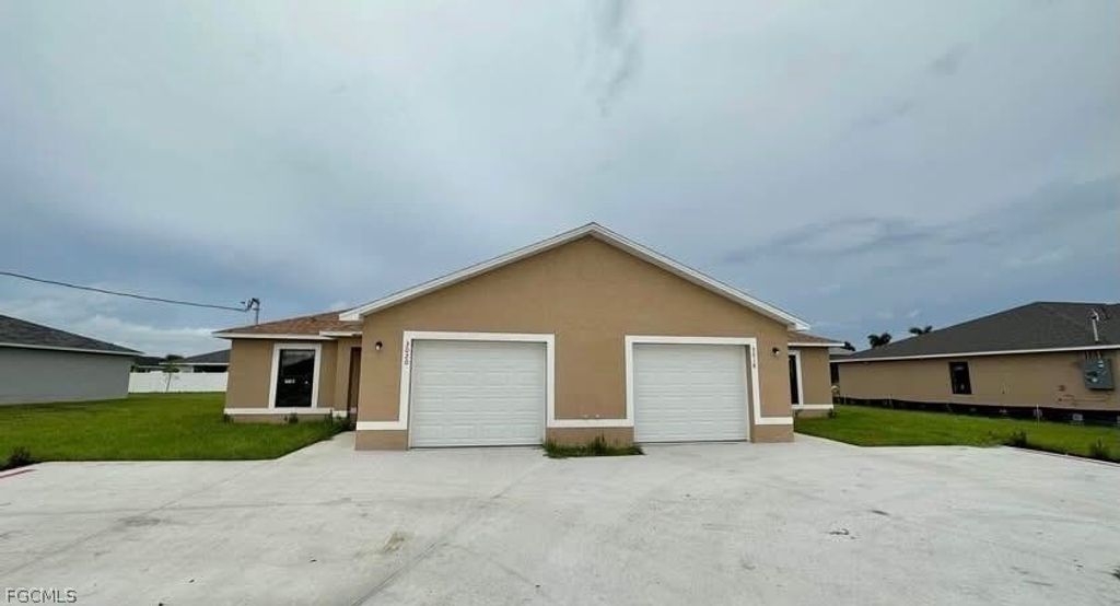 3020 Skyline BLVD, Cape Coral, FL 33914