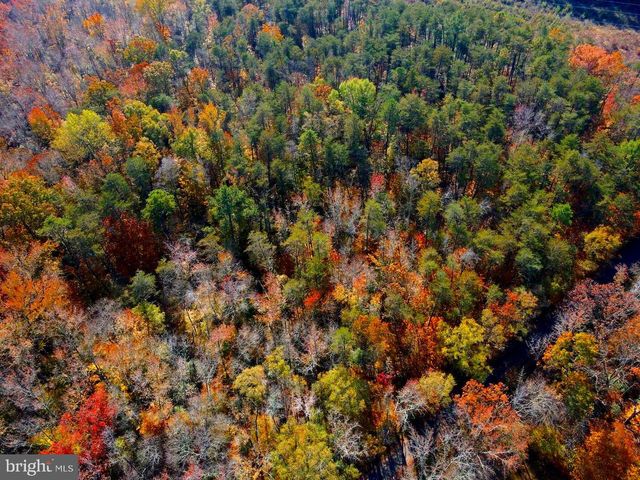 THOMPKINS LN, Bowie, MD 20715