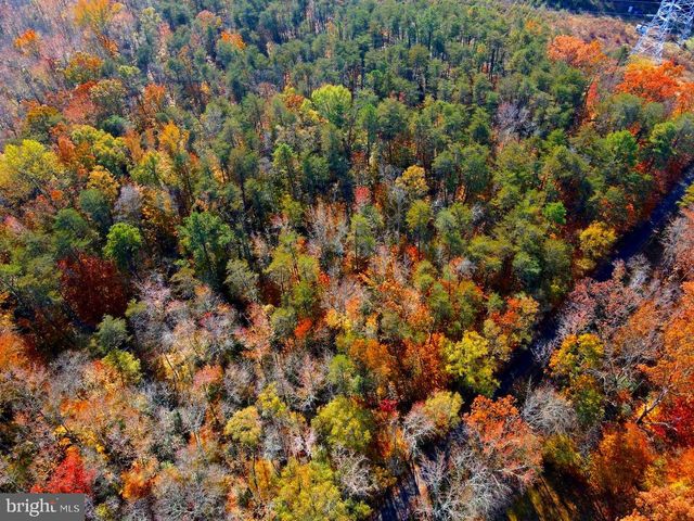 THOMPKINS LN, Bowie, MD 20715