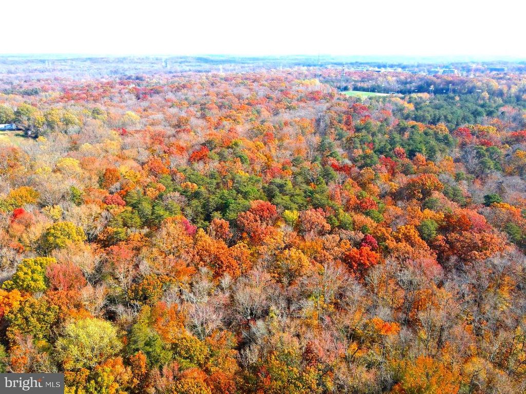 THOMPKINS LN, Bowie, MD 20715