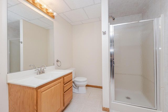W362S2453 Lisa LANE, Dousman, WI 53118