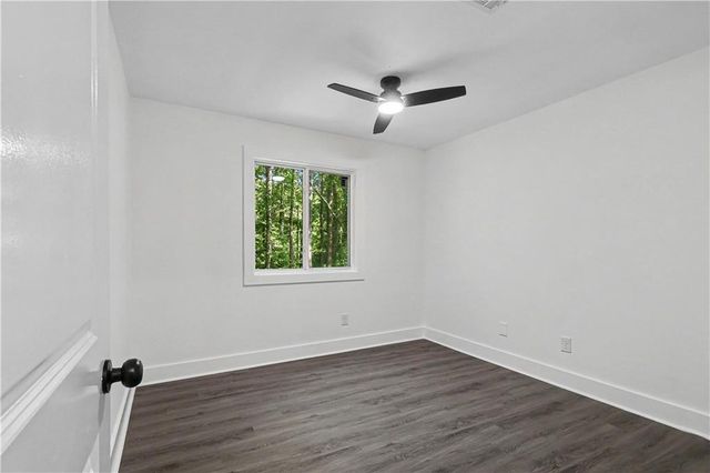 1027 Mainstreet Lake Drive, Stone Mountain, GA 30088