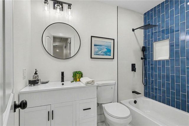 1027 Mainstreet Lake Drive, Stone Mountain, GA 30088