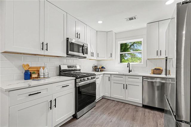 1027 Mainstreet Lake Drive, Stone Mountain, GA 30088