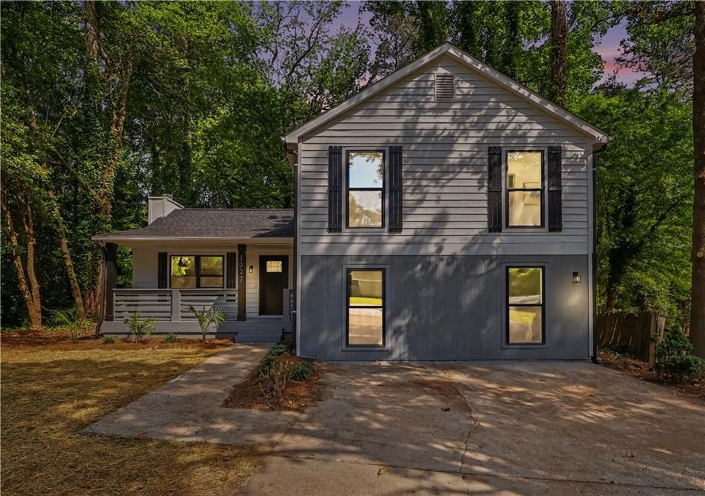 1027 Mainstreet Lake Drive, Stone Mountain, GA 30088