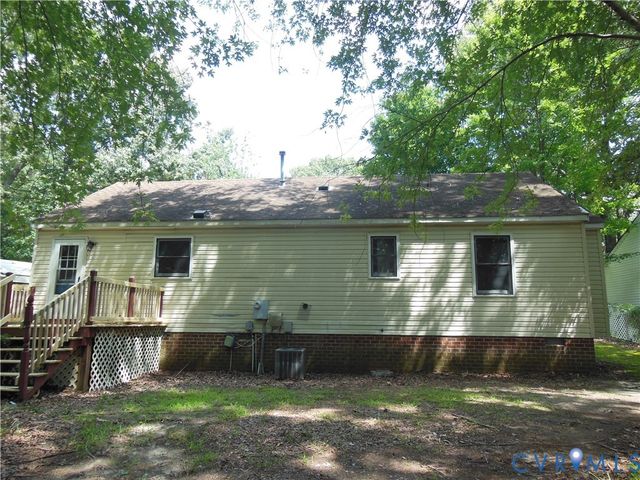 13306 Evelyn Dr, Chester, VA 23831