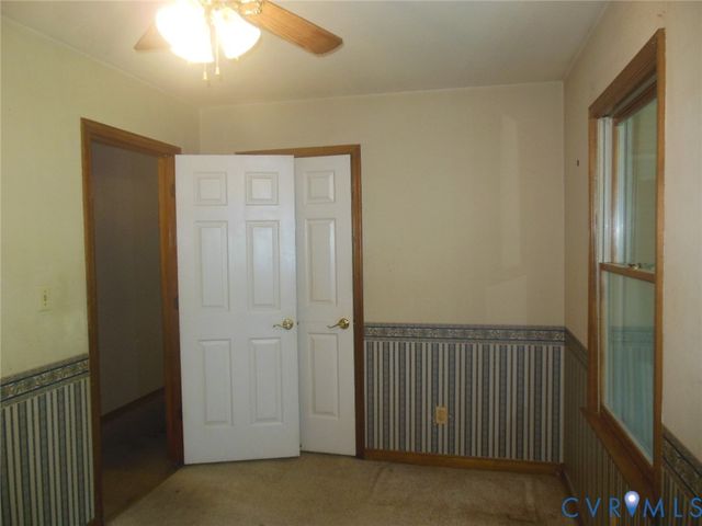 13306 Evelyn Dr, Chester, VA 23831