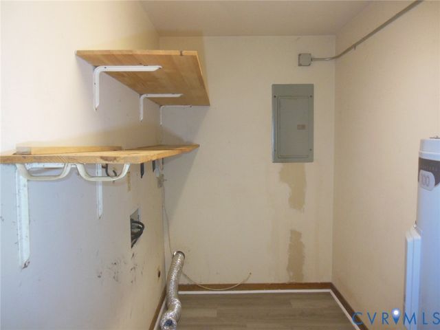 13306 Evelyn Dr, Chester, VA 23831