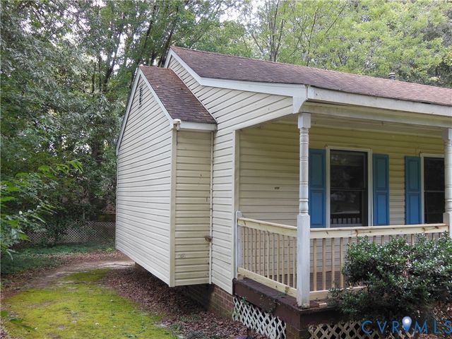 13306 Evelyn Dr, Chester, VA 23831