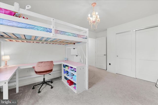 823 TALON WAY, Columbia, PA 17512