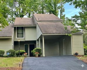 104 Woodhaven Way, Alpharetta, GA 30009